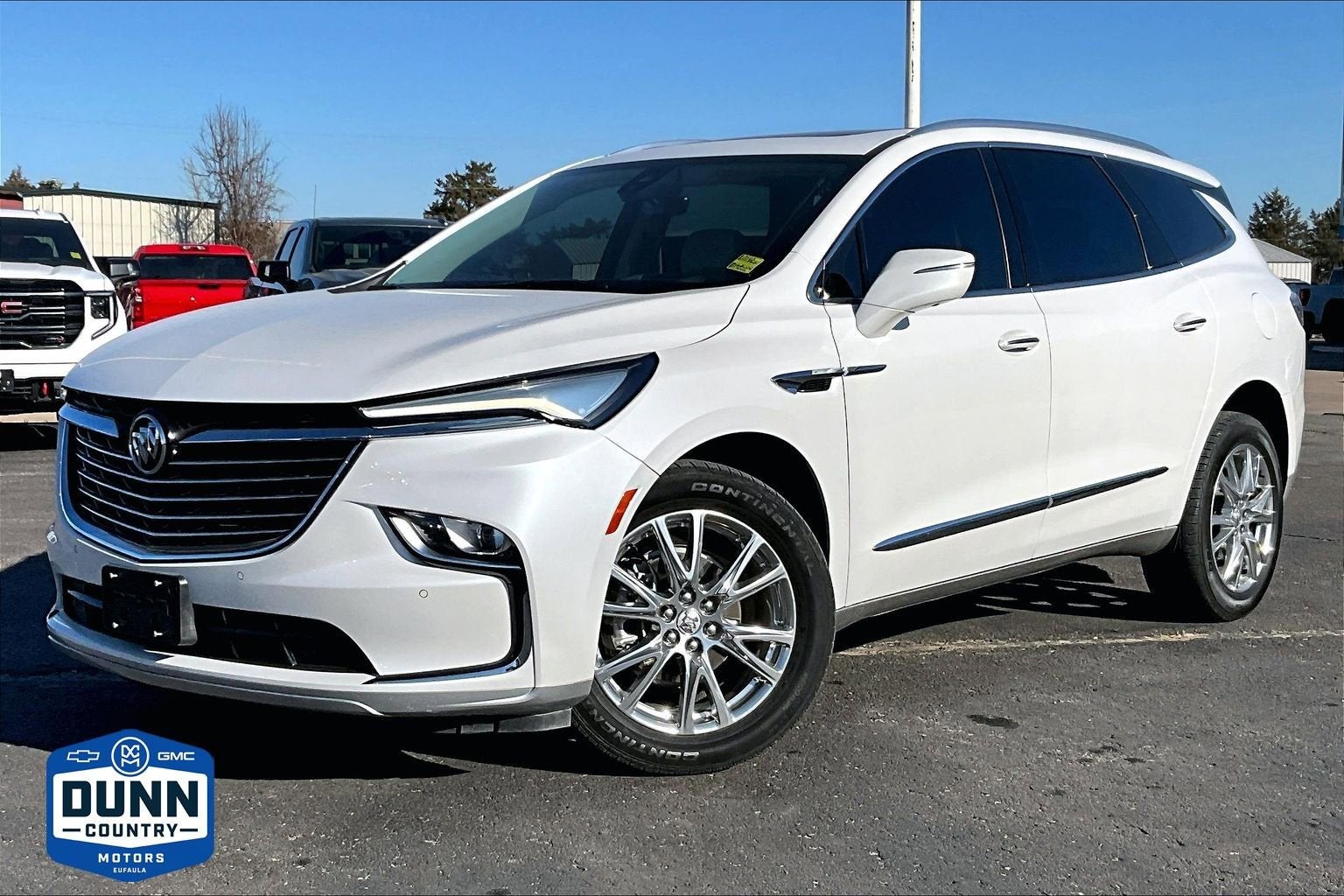 2023 Buick Enclave Premium in White Frost Tricoat — front three-quarter view